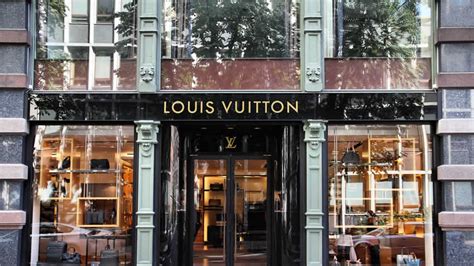 chiffre d'affaire louis vuitton|Plus de 20 milliards de chiffre d'affaires pour Louis .